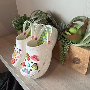 Platform Chunky "Croc like" Clogs w/Charms. - Woman's 9